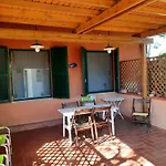 Apartament Casa Celeste Albinia